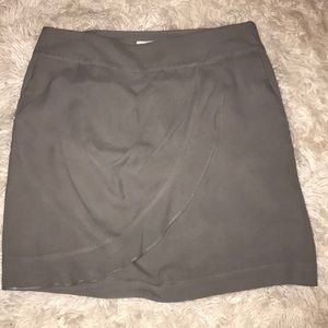 Draped pencil skirt with pockets